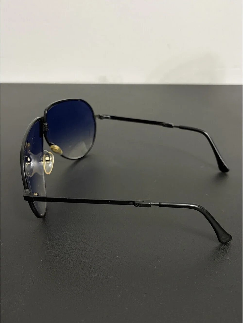 Vintage Folding Aviator Sunglasses Blue Gradient Lenses w/ Carrera Case